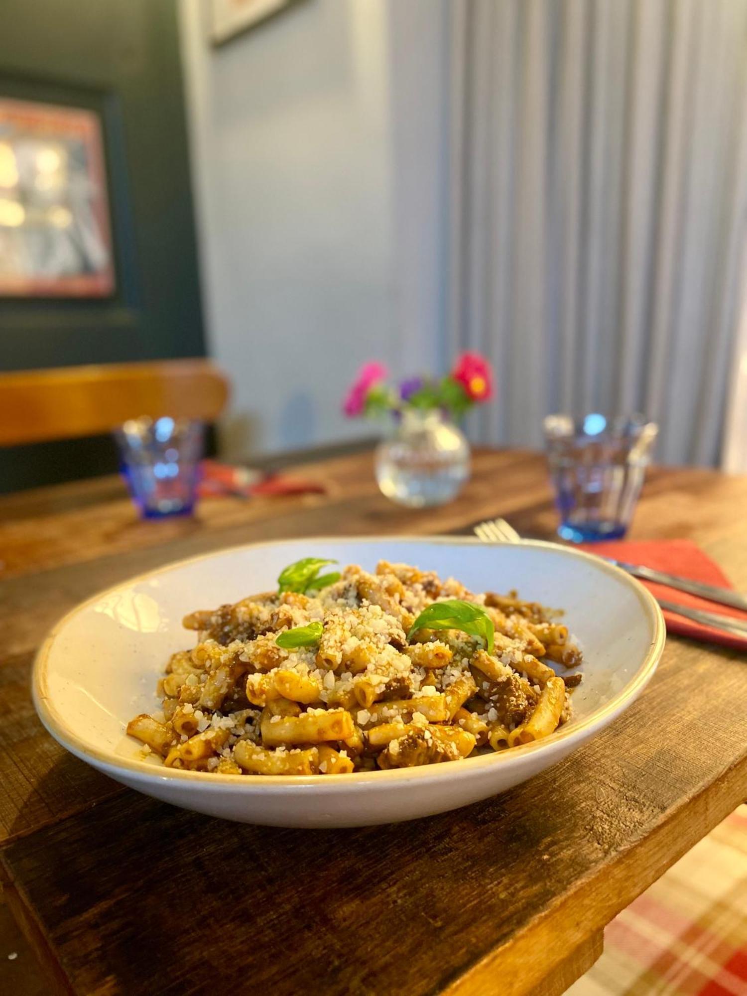 The George Inn Barford St Michael Exterior foto A plate of gnocchi alla vodka