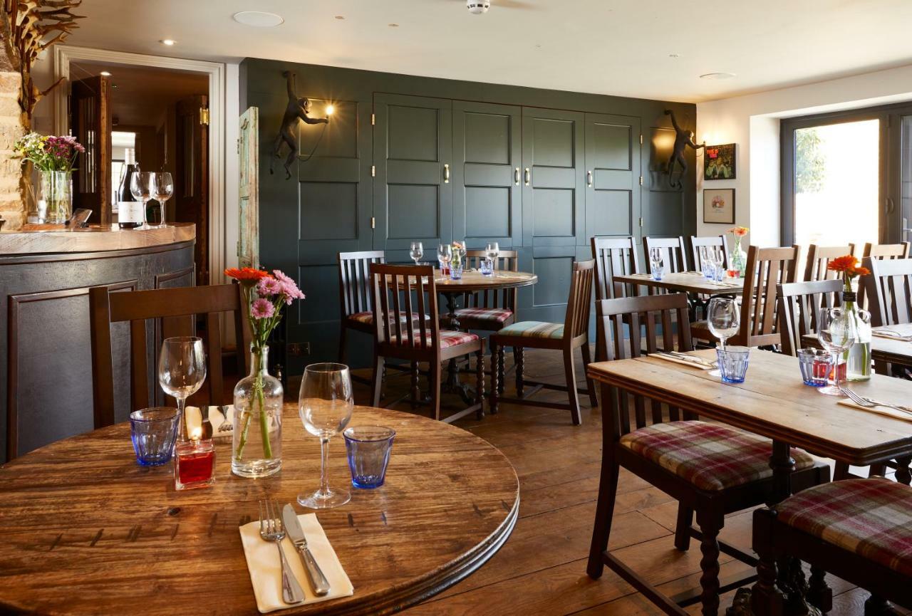 The George Inn Barford St Michael Exterior foto The interior of the restaurant